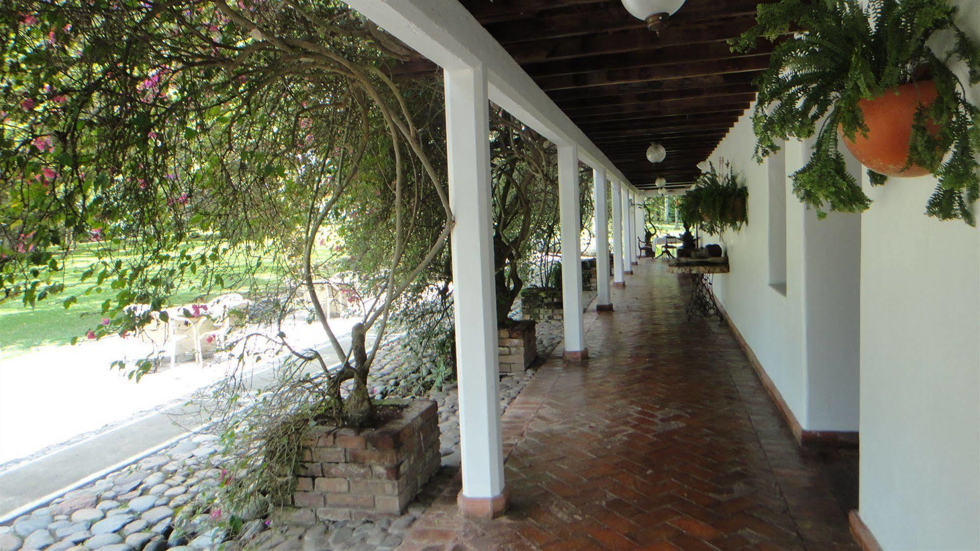 Hacienda Hotel San Jose Перейра Экстерьер фото